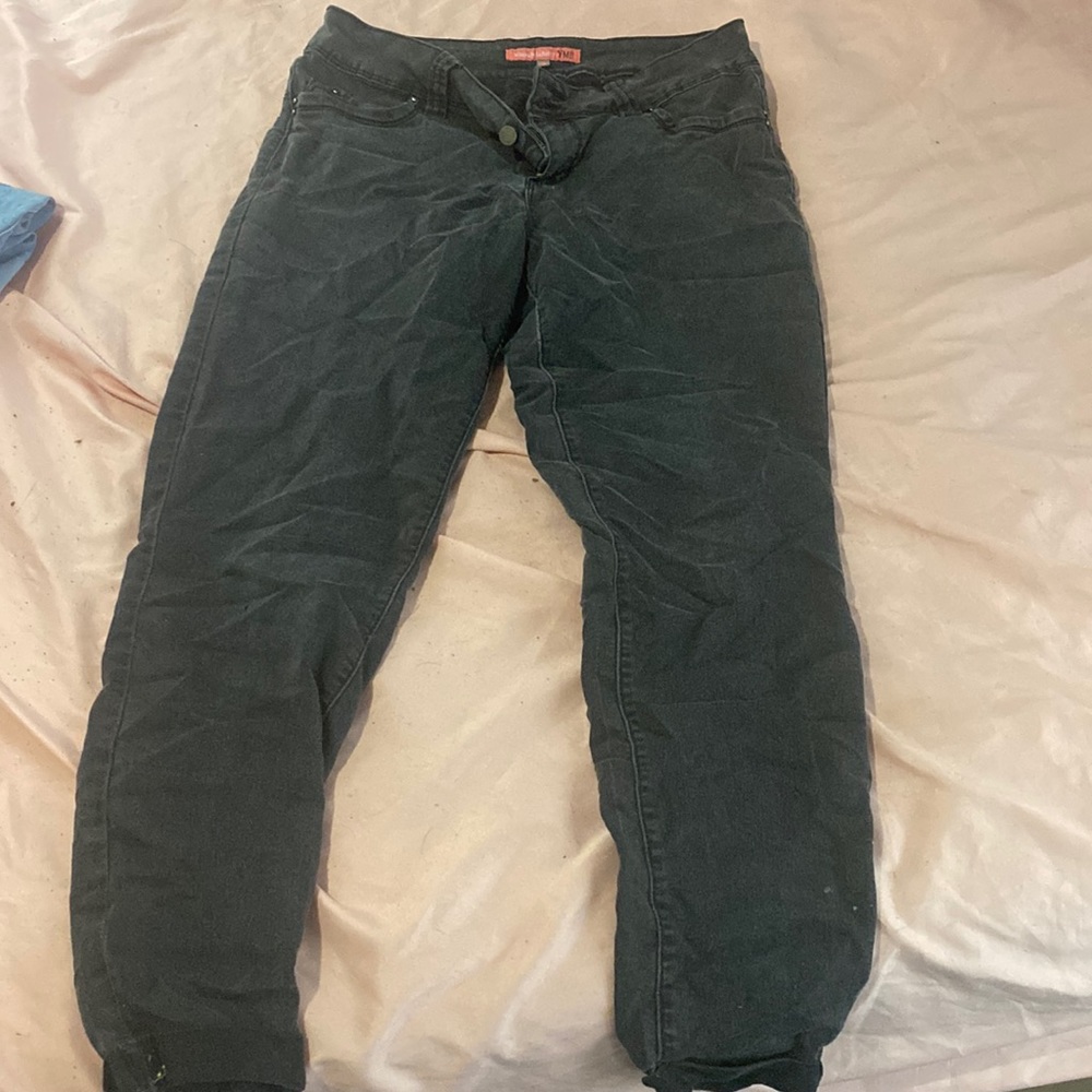 Cuffed black jeans